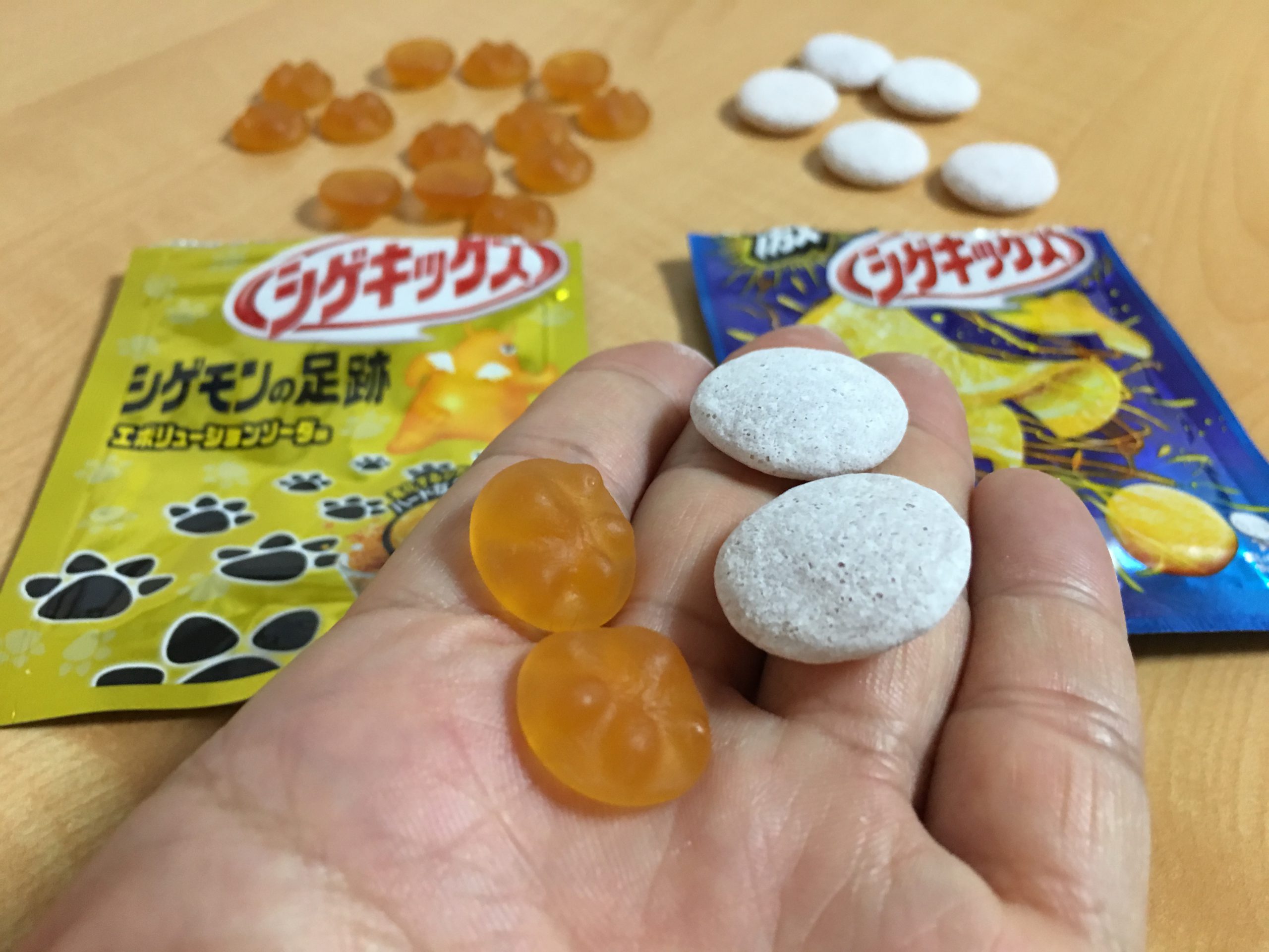 UHA Mikakuto Shigekix Popular Japanese Sour Gummy Candy