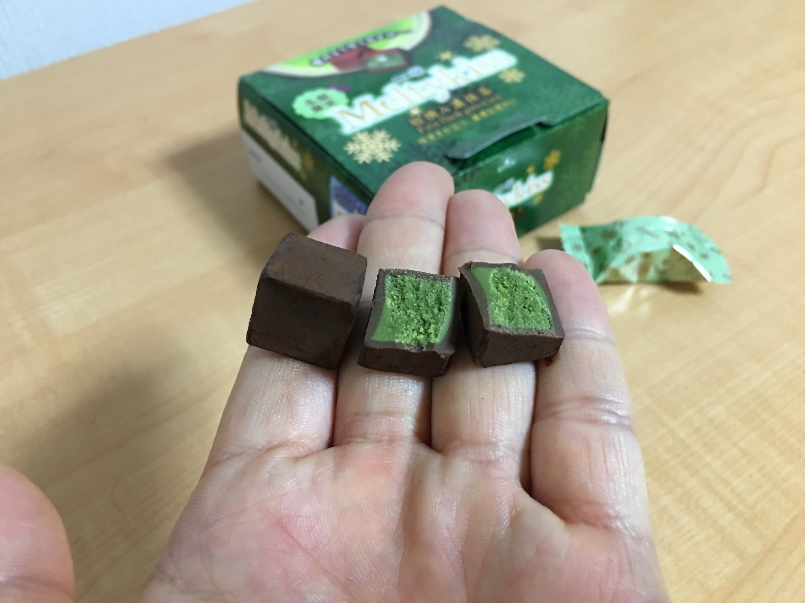 meiji-meltykiss-matcha-green-tea-flavor-chocolate-recommendation-of